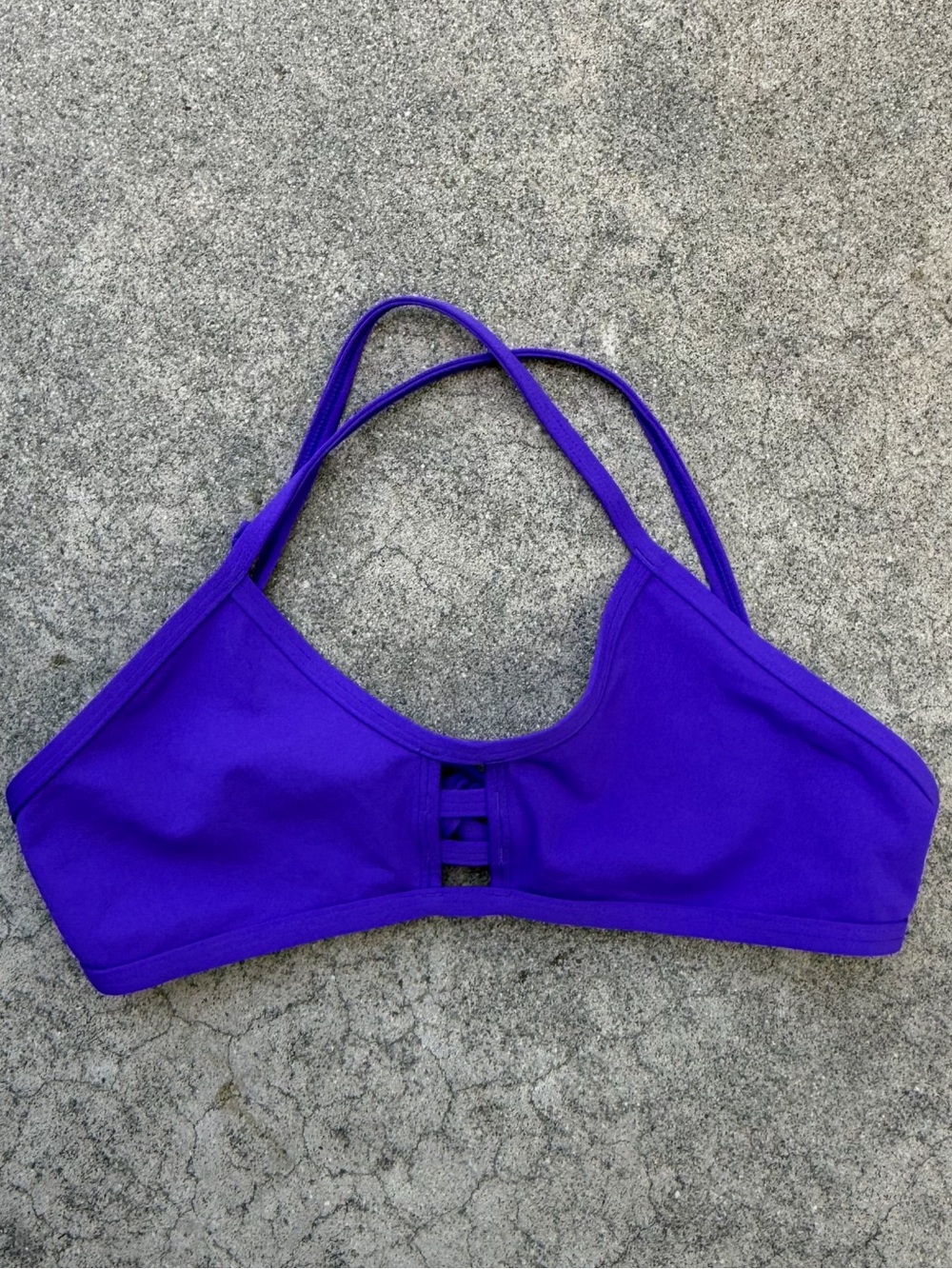 Jolyn bikini top size medium Tom Kat UPF 50